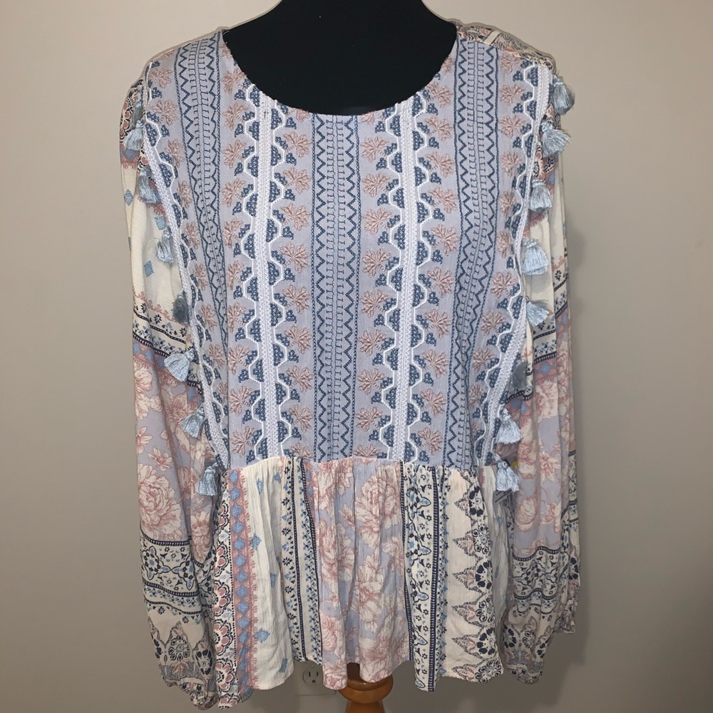 🌞Flowy Peplum Fit Top🌞